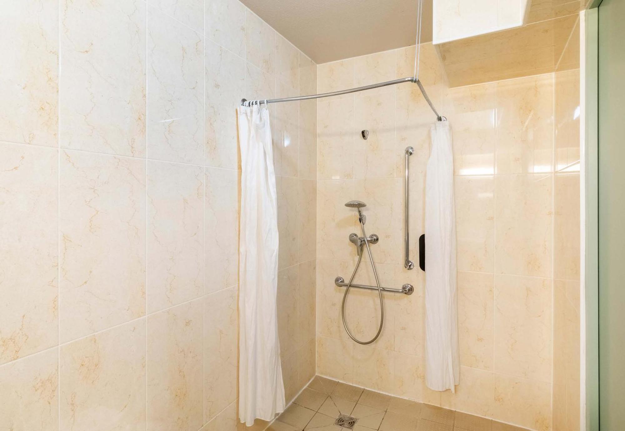B&B Hotel Saint-Geours-De-Maremne Hossegor Luaran gambar